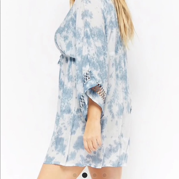 Plus Size Dress - Picture 4 of 8